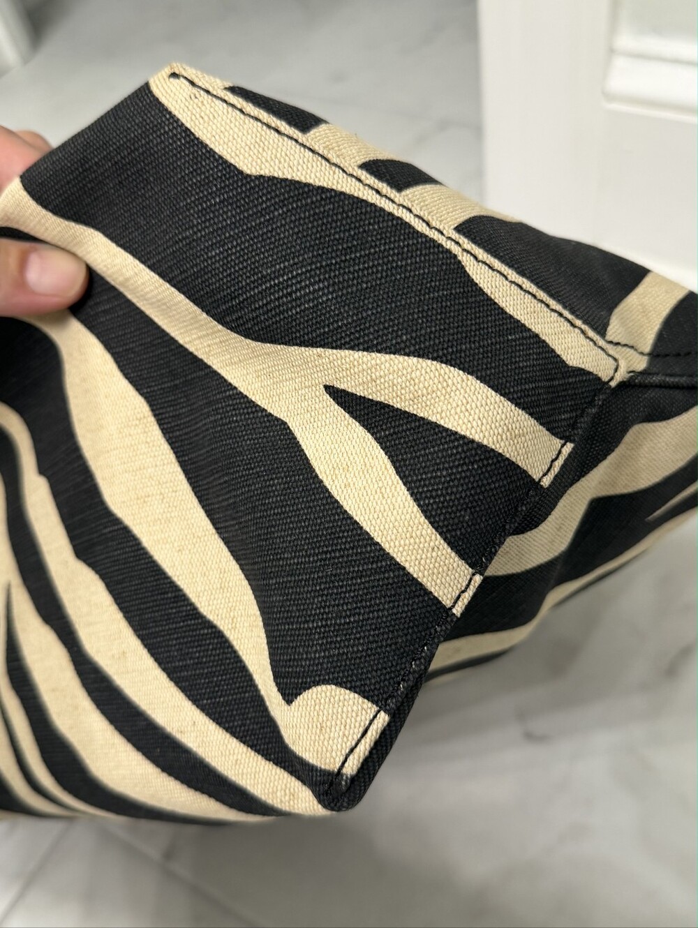 Michael Kors Black & Beige Zebra-Print Tote with MK Charm - Picture 6 of 11